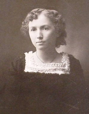 Photo of Edith.